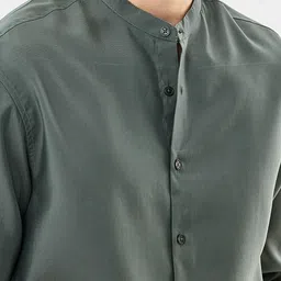 Snitch Band Collar Shirt image 4