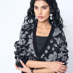 AKKRITI BY PANTALOONS Women Floral Printed Crop Cardigan-image-49