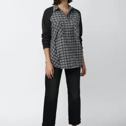 Forever 21 Grey Cotton Checks Shirt image 4