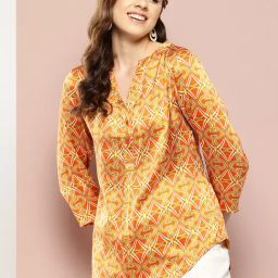Qurvii Orange Printed Top-picture-3