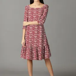 SHOWOFF Maroon & White Floral Print A-Line Dress-image-11