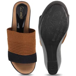 Catwalk Women's Tan & Black Casual Wedges image 4