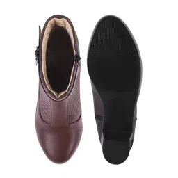 TRYME Women's Brown Casual Boots image 4