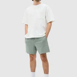 GAP Men Mid-Rise Cotton Regular Shorts image 2