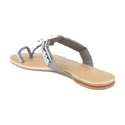 Inc.5 Women's Gun Metal Toe Ring Sandals image 5