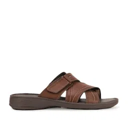 Bata Men's Brown Toe Ring Sandals image 1