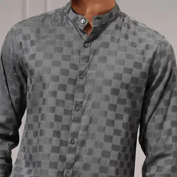 HIGHLANDER Men Checked Opaque Casual Shirt image 5