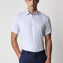 Van Heusen Blue Cotton Regular Fit Checks Shirt-picture-20