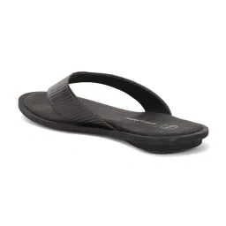 Hush Puppies by Bata Men's Core Black Thong Sandals image 5