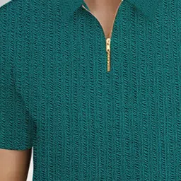 THE BEETEL HOUSE Men Checked Self Design Pockets Regular Fit T-shirt image 5
