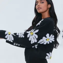 Forever 21 Black Floral Print Sweater image 3