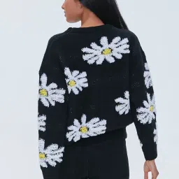 Forever 21 Black Floral Print Sweater image 2