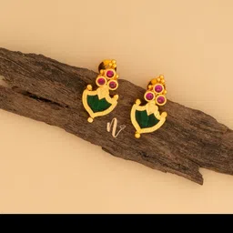 NAYAGOLD MERAGOLD Gold-Plated Stud Earrings-picture-39