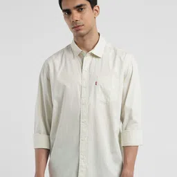 Levis Men Classic Slim Fit Solid Spread Collar Pure Cotton Casual Shirt-picture-31