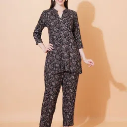 Ruvii Floral Printed Mandarin Collar Tunic With Trouser image 4