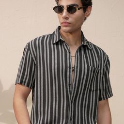 HIGHLANDER Vertical Striped Cutaway Collar Relaxed Fit Cotton Shirt-picture-47