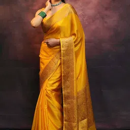 Aldwych Zari Banarasi Saree With Blouse Piece image 3