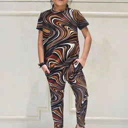 ALANTA Unisex Kids Printed T-shirt with Trousers-picture-15