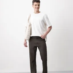 Mast & Harbour Men Mid-Rise Regular Fit Chinos image 4