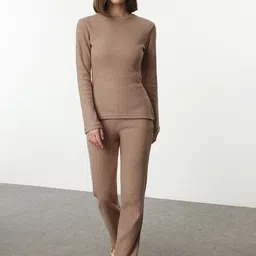 Trendyol Round Neck Sweatshirt & Trousers Co-ords-picture-32