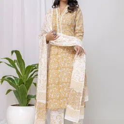 Jaipur Love Women Floral Printed Cotton Kurta with Trousers & Dupatta image 2