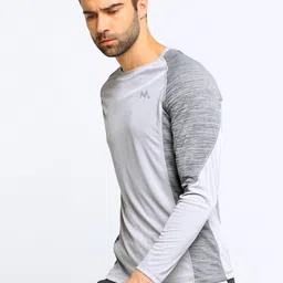 Maniac Men Grey Colourblocked Round Neck T-shirt image 5