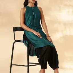 Abhishti Teal Solid Kurta image 3