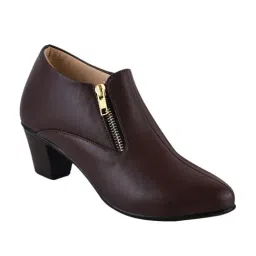 TRYME Women's Brown Casual Boots image 3