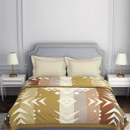Welspun Nuzzle Brown 640 TC Polyester Double Bed Ac Blanket image 1