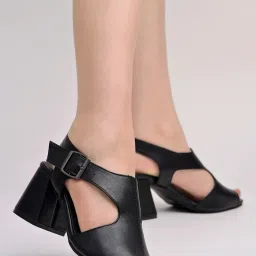 Shoetopia Women's Black Back Strap Sandals image 1