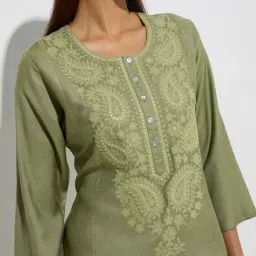 Zuba by Westside Green Paisley Embroidered A-Line Kurta image 4