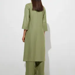 Zuba by Westside Green Paisley Embroidered A-Line Kurta image 2