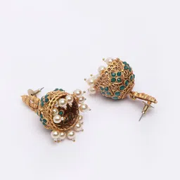 PANASH Green & Gold-Toned Beaded Temple Jewellery Set image 4