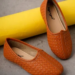 boyz n galz Textured Mojaris - Tan-picture-15