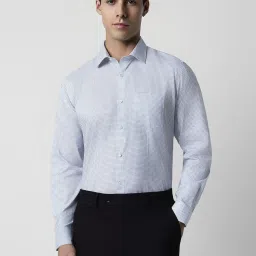 Van Heusen Blue Cotton Regular Fit Checks Shirt image 1