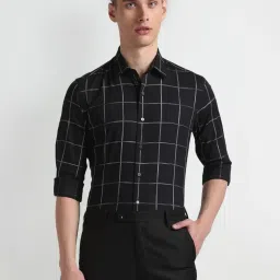 arrow new york Arrow Newyork Black Cotton Slim Fit Checks Shirt image 1