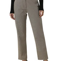 Van Heusen Brown Blended Regular Fit Checks Trousers image 1