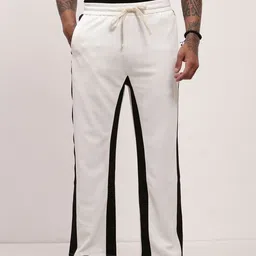 SHOWOFFFF Men Straight Fit Low-Rise Trousers image 3