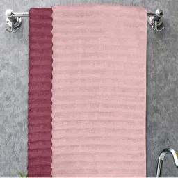 Haus & Kinder Deep Red And Blush Cotton 520 GSM Bath Towel - Set of 2 image 2