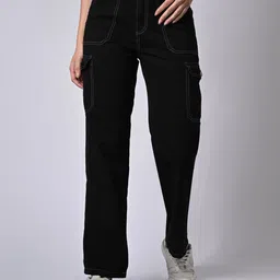 Kraus Jeans Women Relaxed Fit Mid-Rise Cargos-picture-45