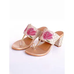 Sole House Women's Pink Toe Ring Sandals image 1