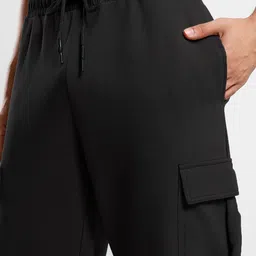 NOBERO Men Pack of 2 Oversized Cargo Joggers image 4