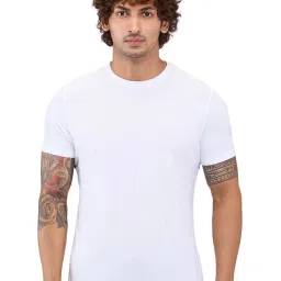 Park Avenue White Cotton Blend Regular Fit Solid T-Shirt image 1
