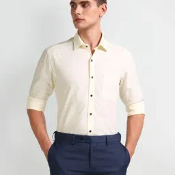 Arrow White Cotton Slim Fit Self Pattern Shirt-image-34