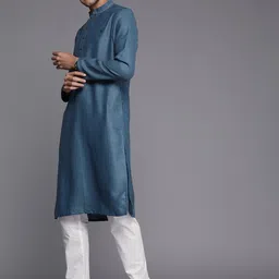 Manyavar Men Blue Kurta with Churidar image 3