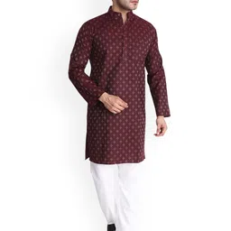 Aaryavar Men Geometric Thread Work Kurta-picture-37