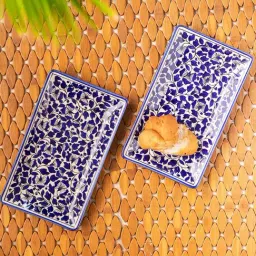 ExclusiveLane 'Badamwari Bagheecha-2' Navy & White Ceramic Serving Platter - Set of 2-image-6