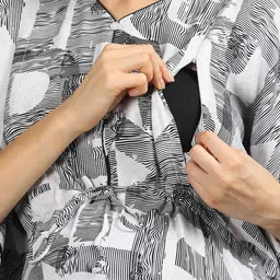 GOLDSTROMS Floral Print Maternity Maxi Dress image 5