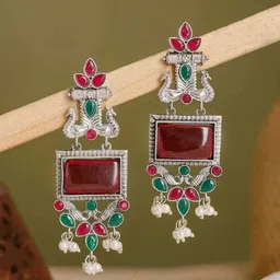 Bhanu diam Geometric Drop Earrings image 3