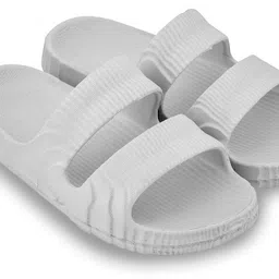 Feel alive Men Set Of 3 Ultra-Comfortable Lightweight Flip Flops image 3